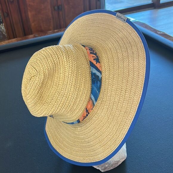 COLUMBIA Straw Hat - Picture 2 of 8